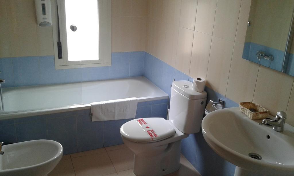 Apartamentos Turisticos Veladiez Ла-Ластрілья Номер фото
